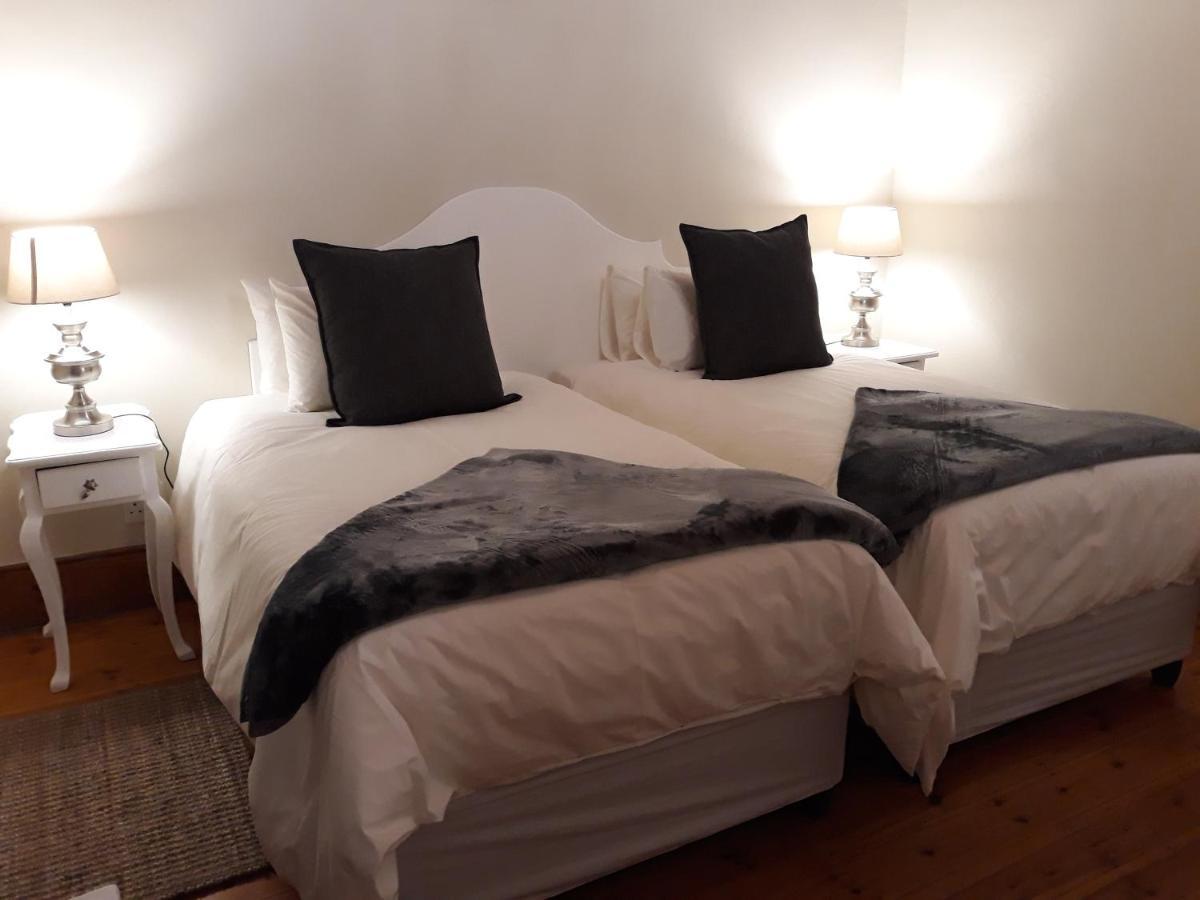 ראוסונוויל Monte Rosa Guesthouse מראה חיצוני תמונה
