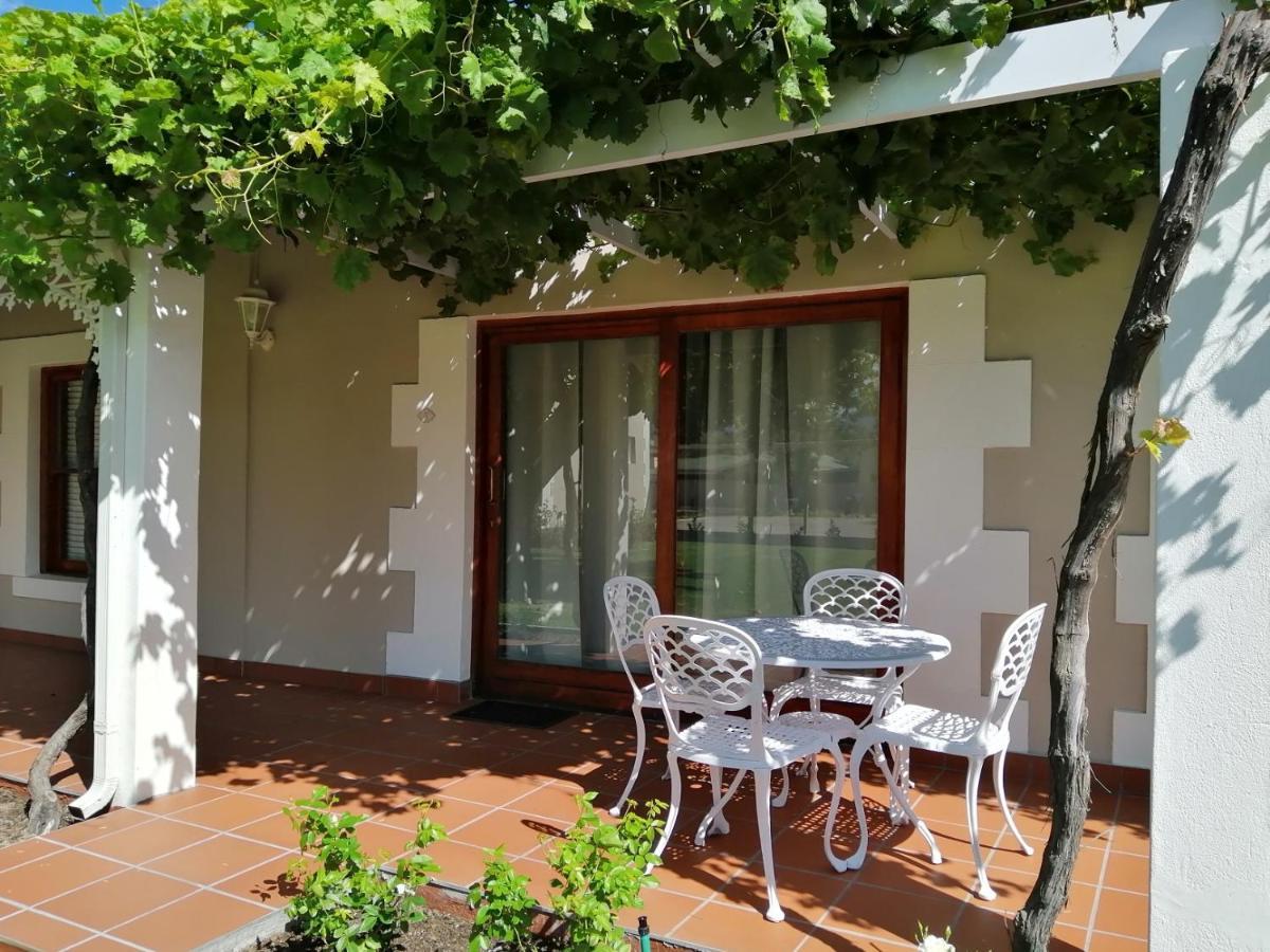 ראוסונוויל Monte Rosa Guesthouse מראה חיצוני תמונה