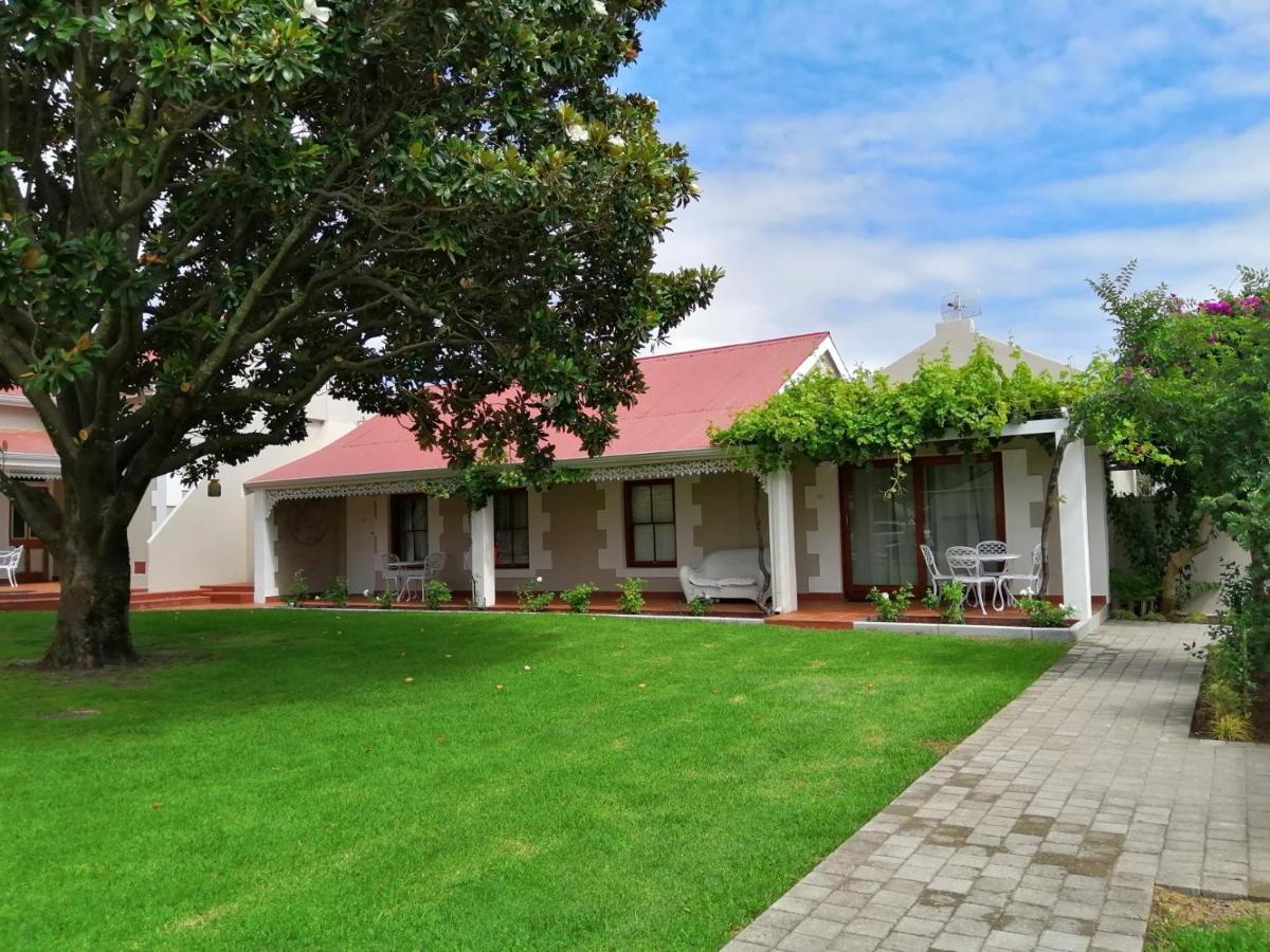ראוסונוויל Monte Rosa Guesthouse מראה חיצוני תמונה