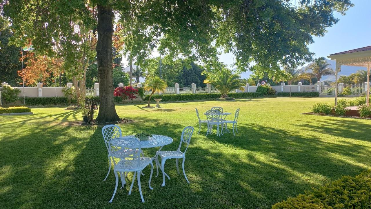 ראוסונוויל Monte Rosa Guesthouse מראה חיצוני תמונה