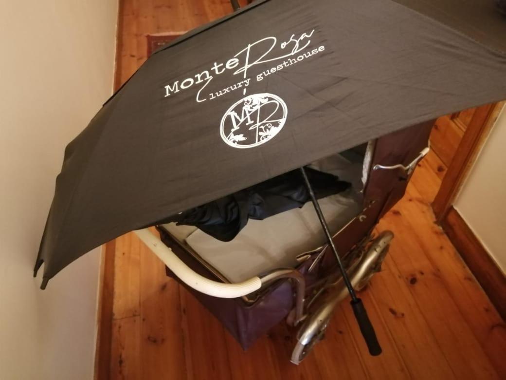 ראוסונוויל Monte Rosa Guesthouse מראה חיצוני תמונה