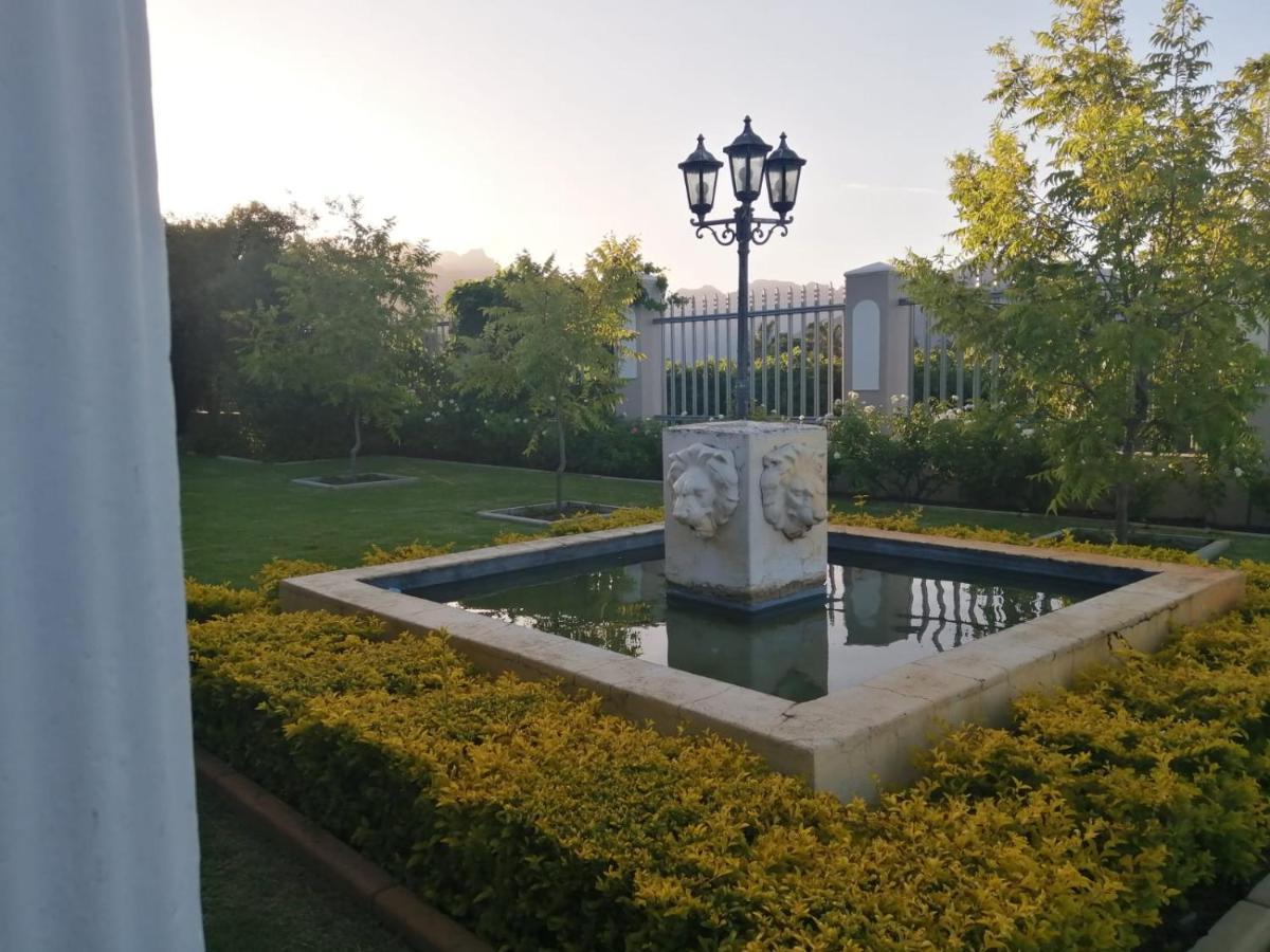 ראוסונוויל Monte Rosa Guesthouse מראה חיצוני תמונה